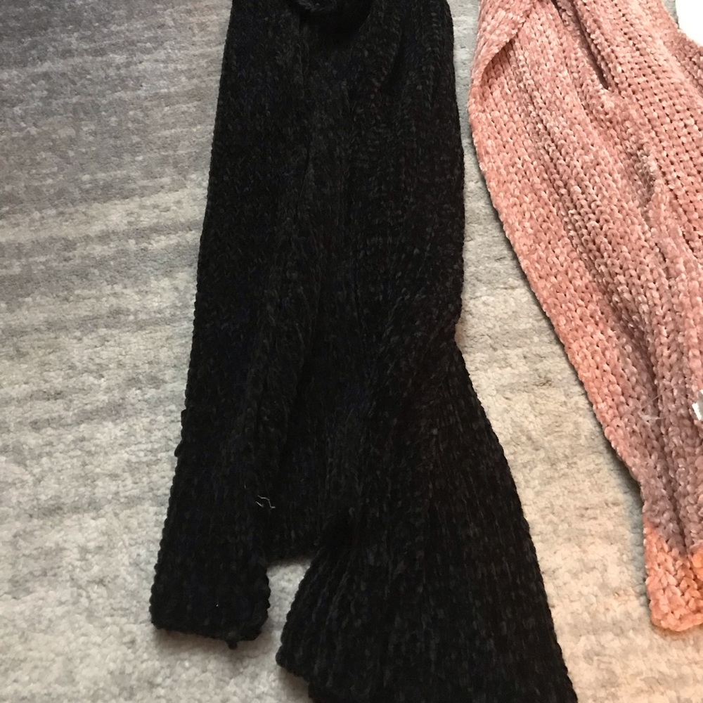 Scarf Bundle - image 8